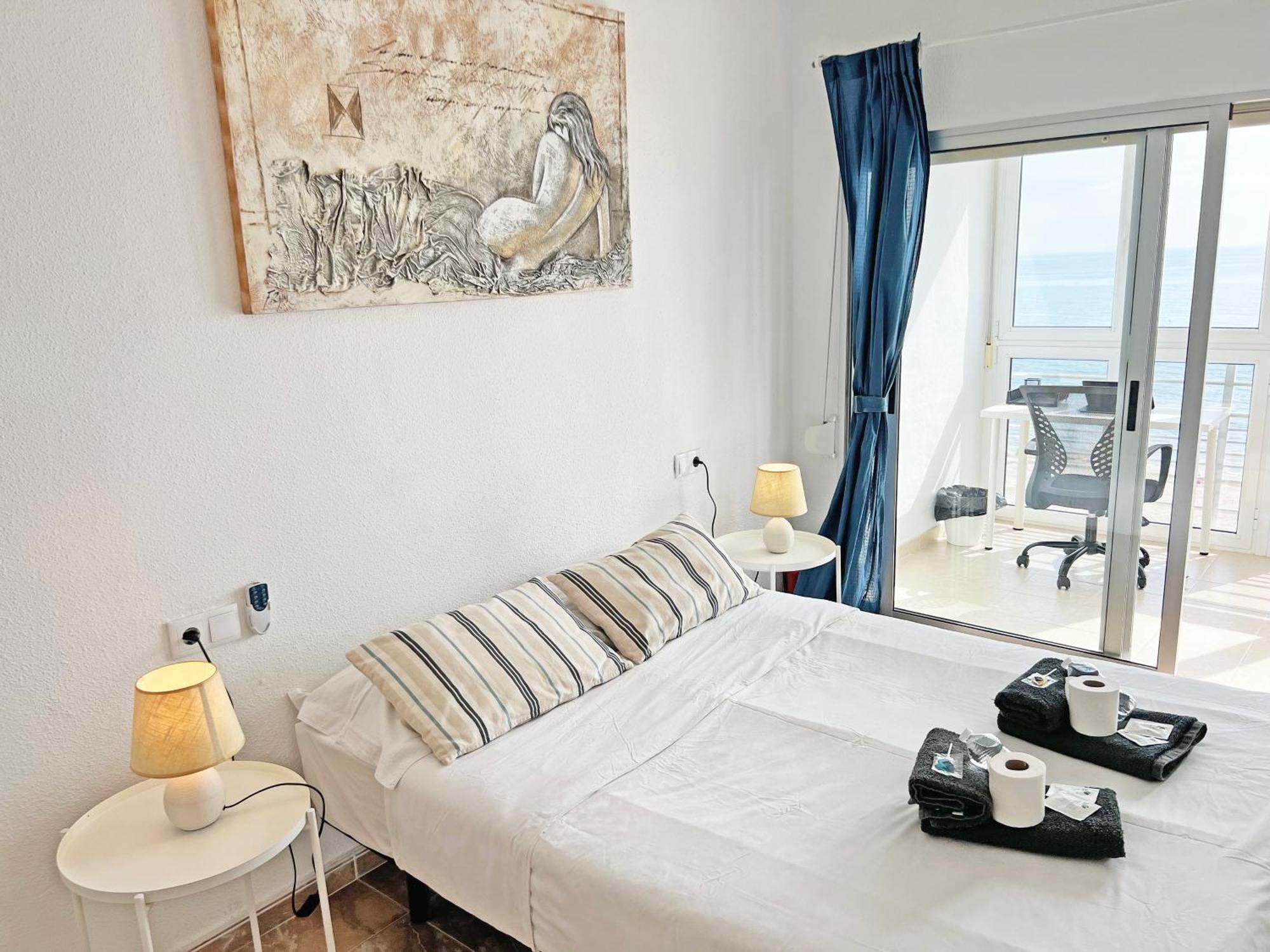 엘 캄펠로 Atico Frente Al Mar 2 Terrazas Barbacoa Y Parking Sujeto A Disponibilidad 아파트 외부 사진