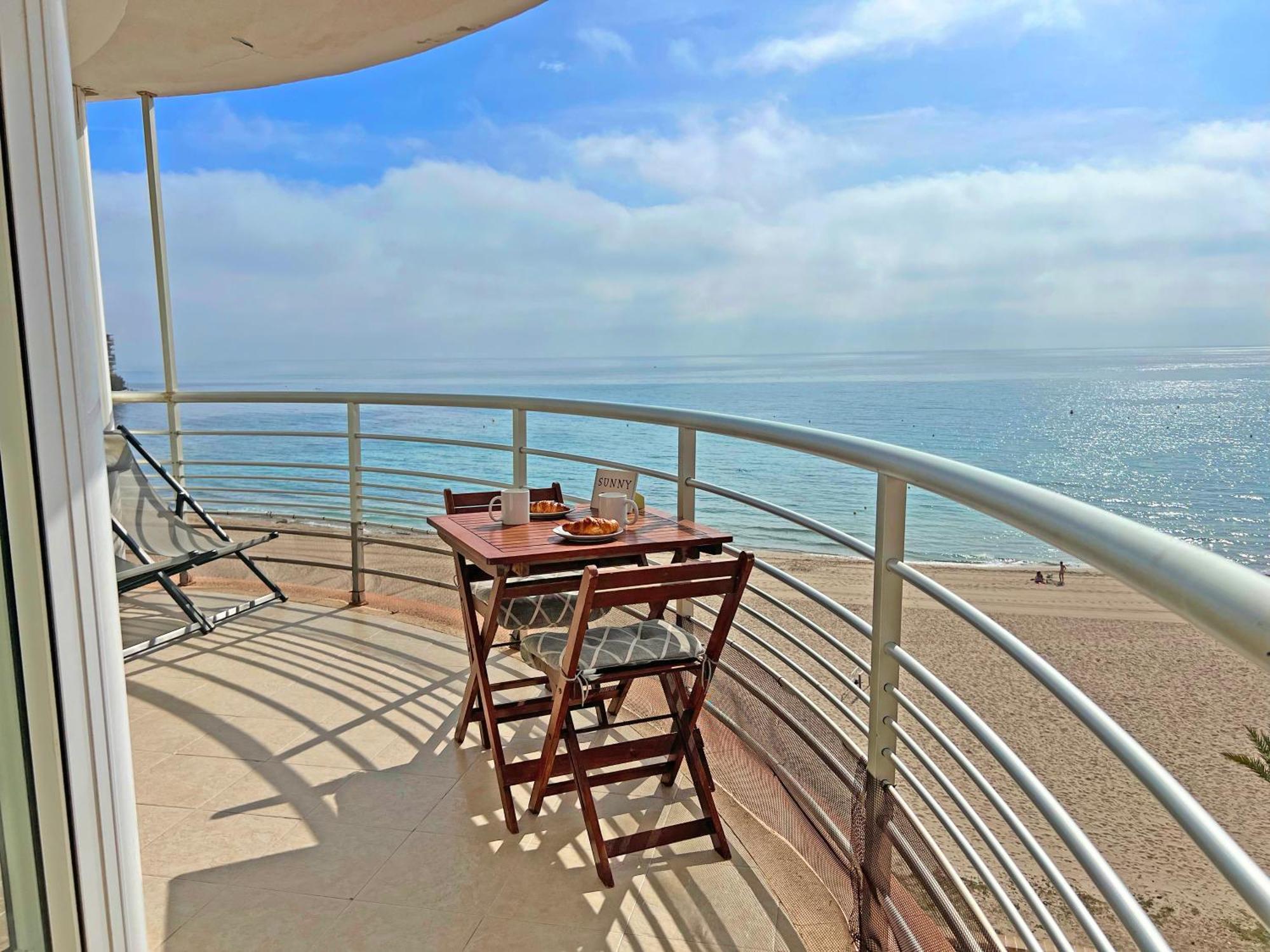 엘 캄펠로 Atico Frente Al Mar 2 Terrazas Barbacoa Y Parking Sujeto A Disponibilidad 아파트 외부 사진